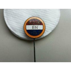 3 geemailleerde oranjespeldjes .