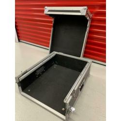 Mengtafel flightcase 19inch 13HE
