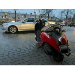 Sym mio snor blauw kenteken