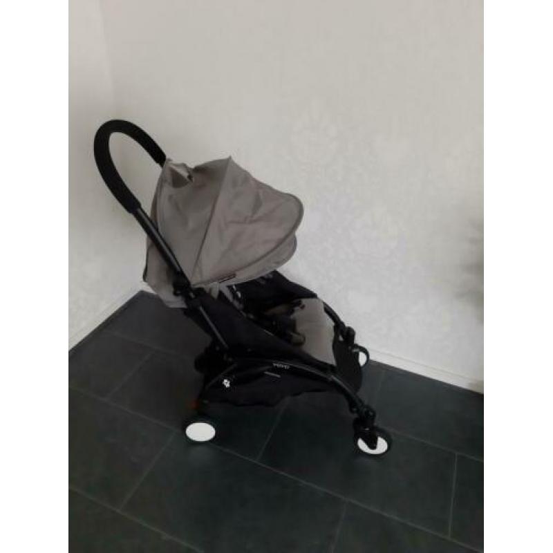 Nette Babyzien yoyo buggy zwarte