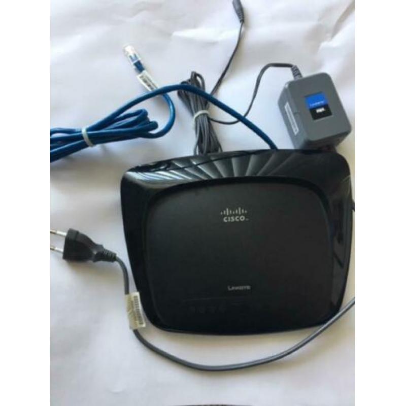 Linksys CISCO Wireless-G Broadband Router Model:WRT54G2 V1!