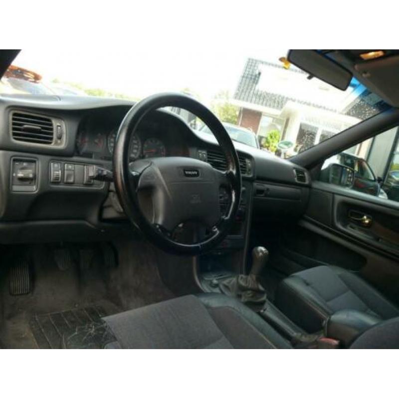 Volvo S70 2.5 Comfort-Line Airco Cruise Ctr Leder Lmv Apk To