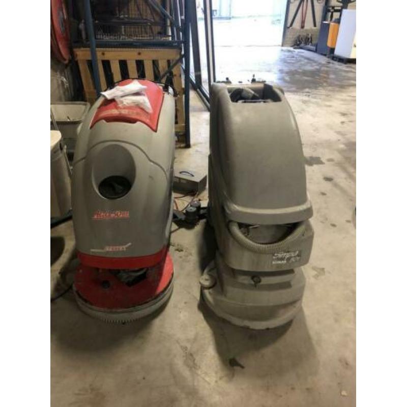 2x gebruikte comac zuig/schrobmachine