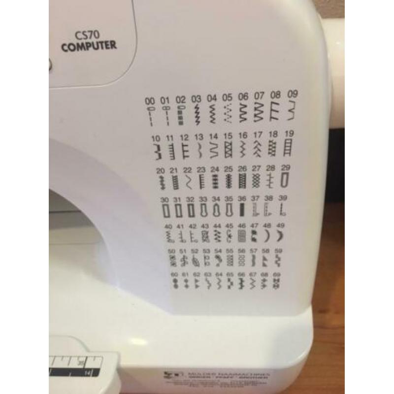 Brother COMPUTERNAAIMACHINE MET VERLENGTAFEL MODEL ce70
