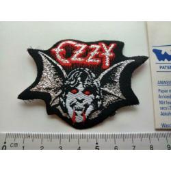 Ozzy Osbourne vrij zeldzame shaped vintage 80's patch 43