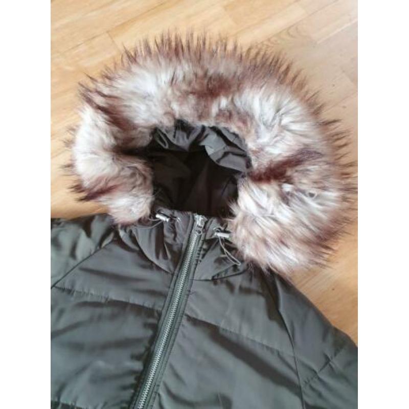 Zara dames winterjas kaki met grote bontkraag