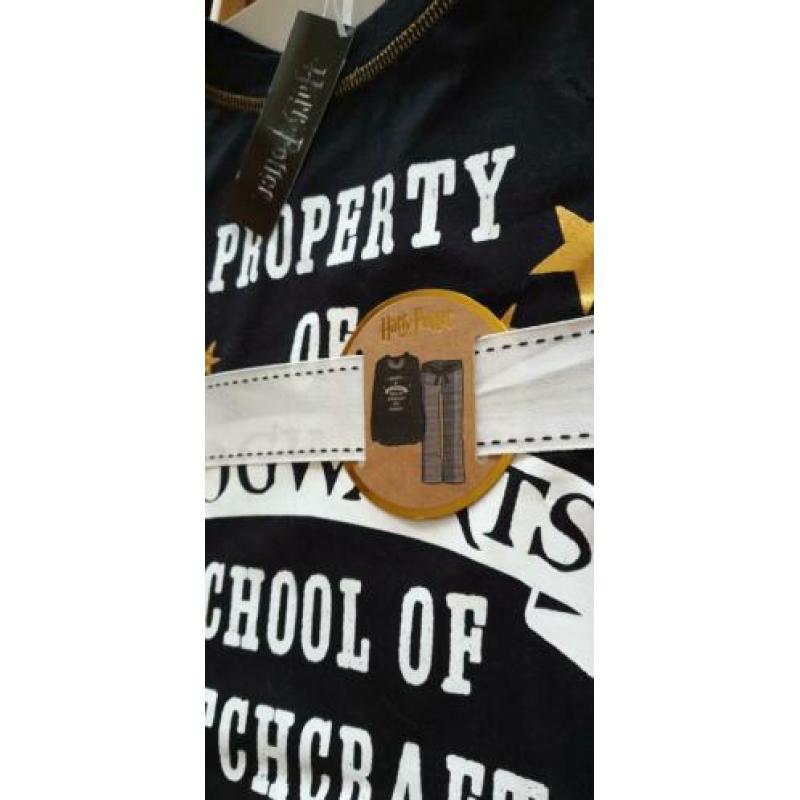 Harry Potter pyjama Property of Hogwarts nieuw XL