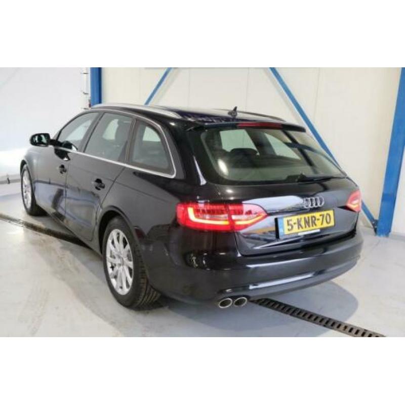 Audi A4 Avant 2.0 TDI Automaat Business Edition - N.A.P. Air