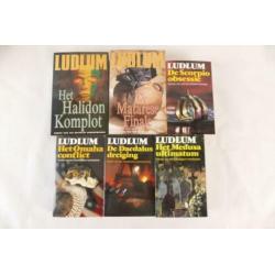 25 x Robert Ludlum