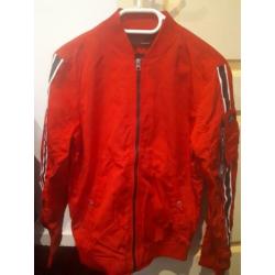 Roob bomberjack van de pull and bear maat s