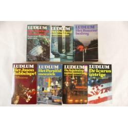 25 x Robert Ludlum