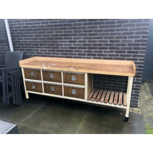 Werkbank schuur