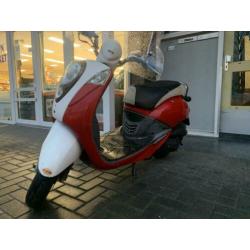 Sym mio snor blauw kenteken