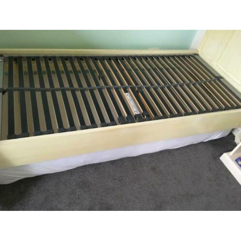 Brocante bed