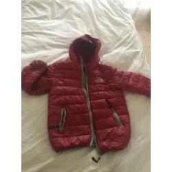 Tussenjas van the North Face maat 140