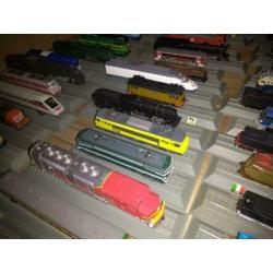 97 dummy locomotieven n spoor incl. Documentatie