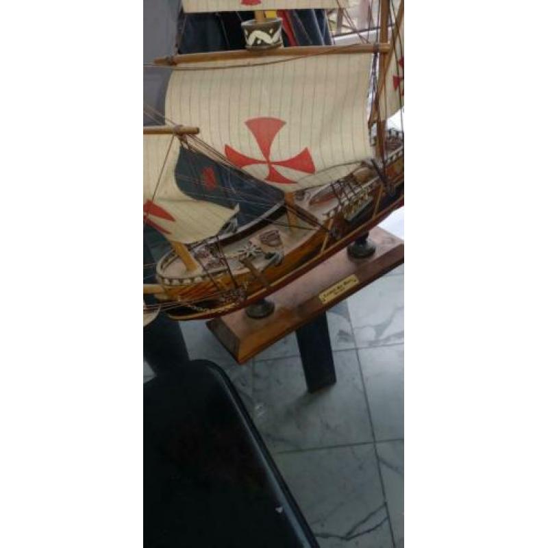 Te koop model bouw schepen 3 stuks
