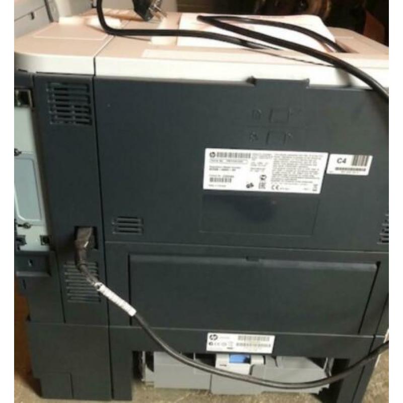 2 x HP laserprinter P3015dn