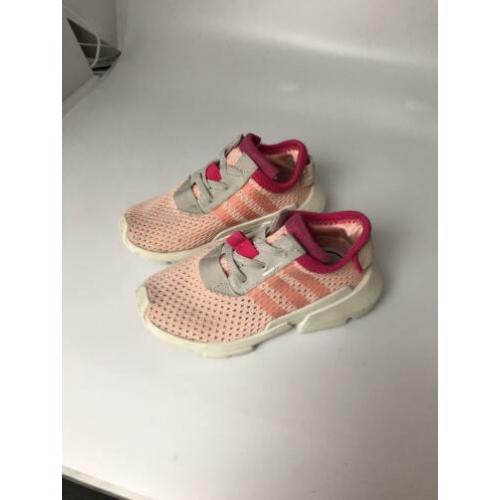 Adidas gympen maat 23