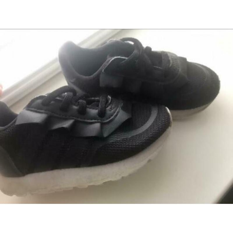Adidas 23 super leuke meisjes sneakers