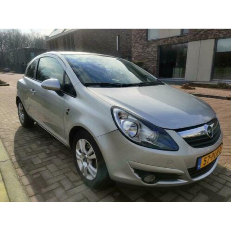Nette Opel Corsa 1.3 Cdti 70KW 3D 2011 Grijs