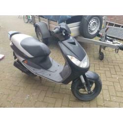 Peugeot vivacity snorscooter