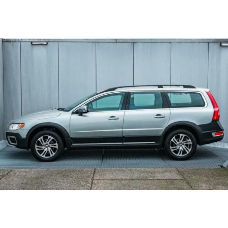 Volvo XC70 D4 163pk Automaat Momentum Professional line