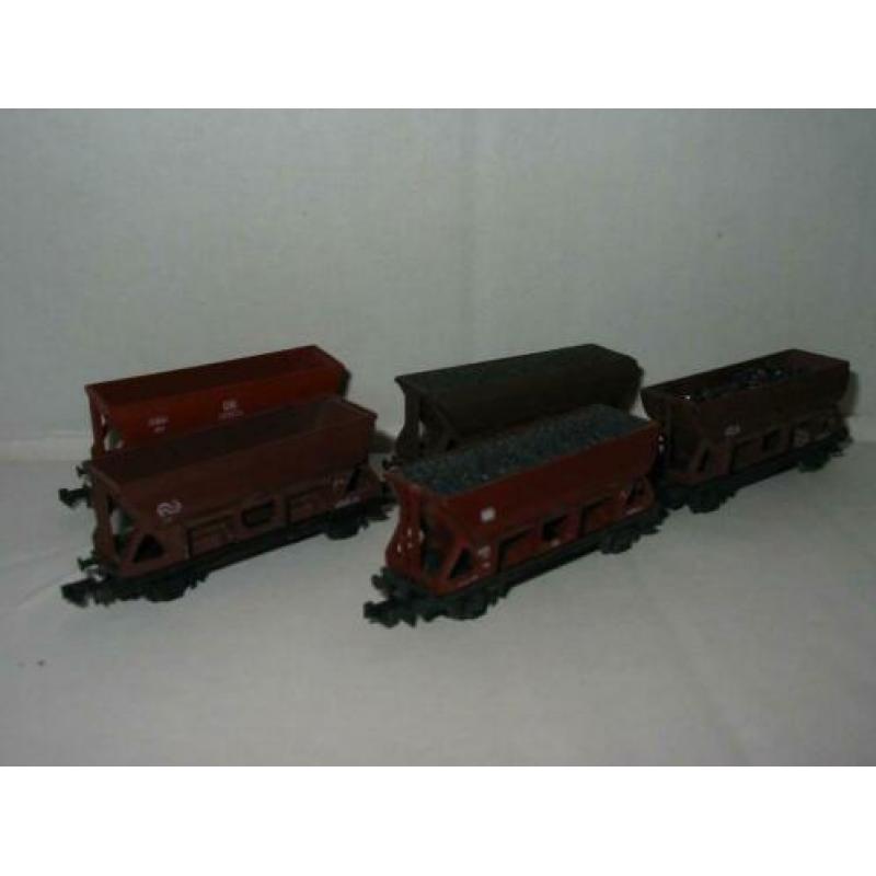 N Spoor 5 zelflossers 2x NS en 2 met lading in nette staat