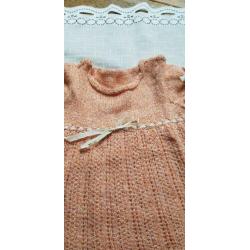 Lief zalmroze babyjurkje jaren 60/70 brocante