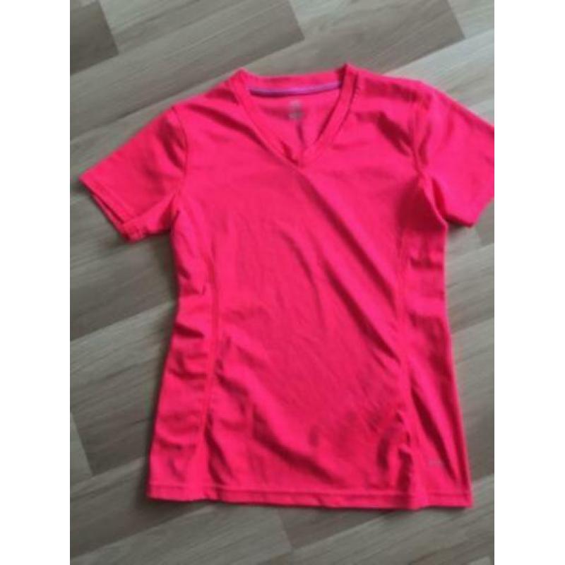 Nieuw roze sport shirt maat S