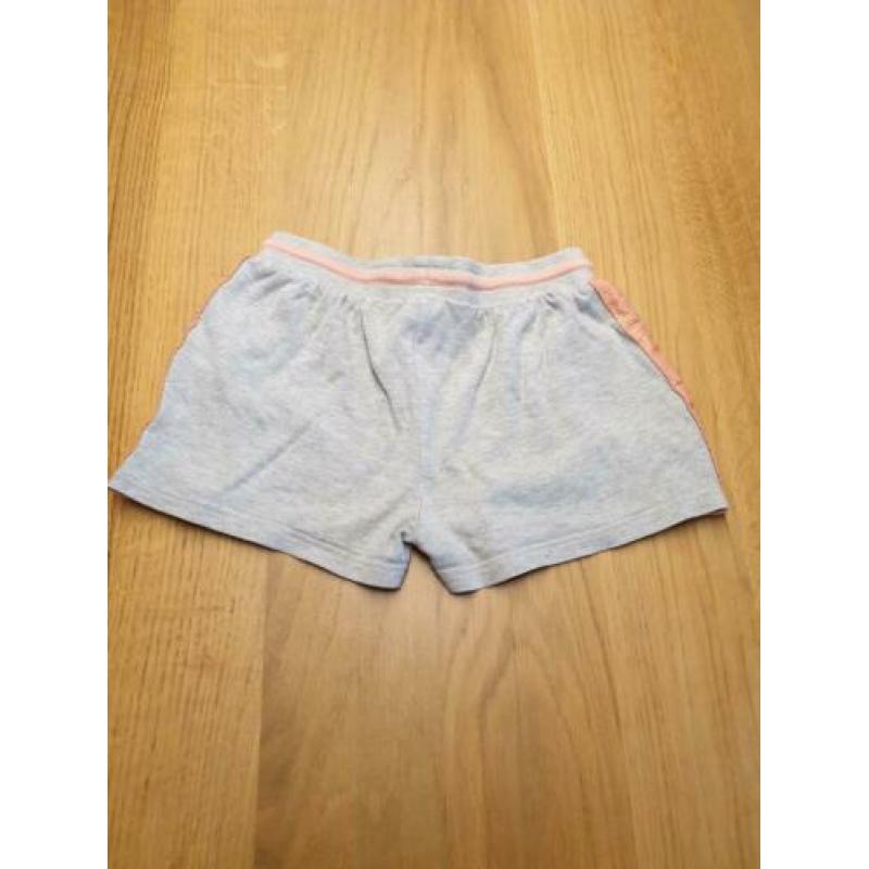 Meisjes gymkleding maat 152