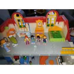 Zeer uitgebreid ingericht woonhuis playmobil veel extra.s