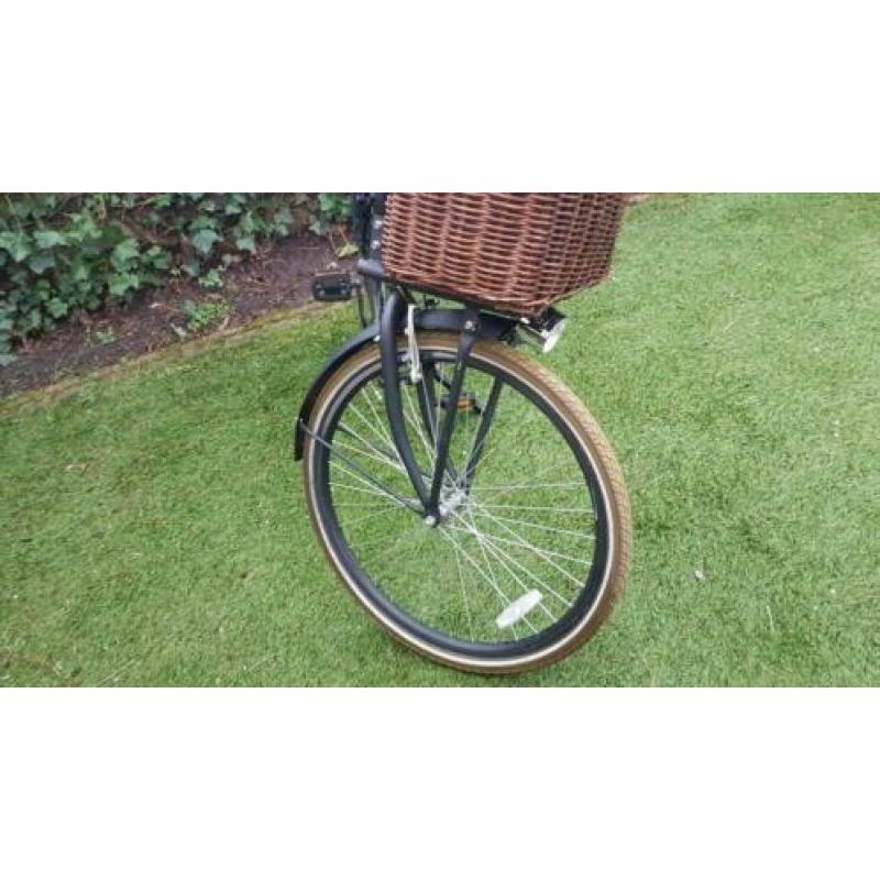 Keurige Popal 26 inch meisjesfiets incl mand