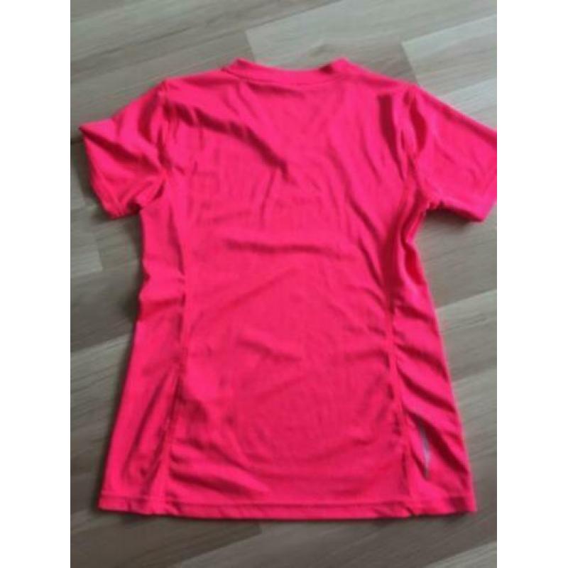 Nieuw roze sport shirt maat S