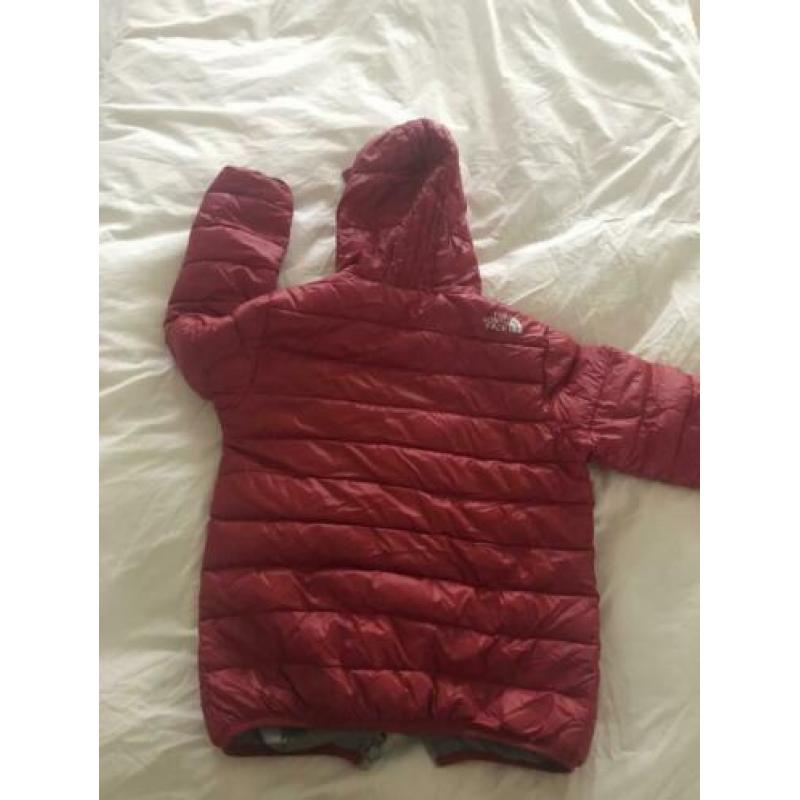 Tussenjas van the North Face maat 140