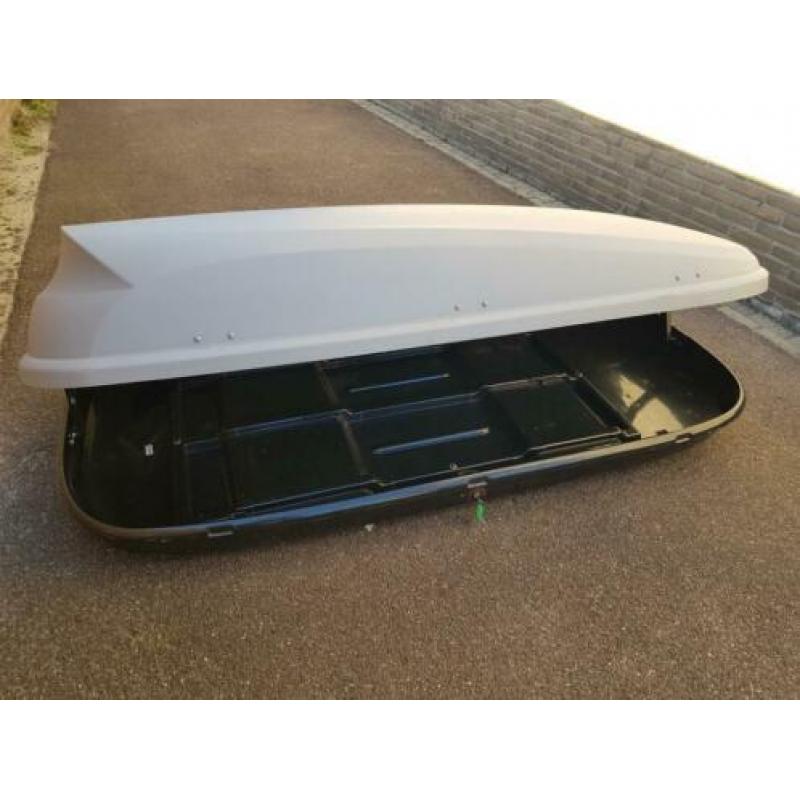 Zeer nette super grote thule 580 liter dakkoffer skibox