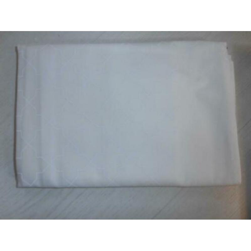 Stof wit katoen met figuur Laura Ashley nieuw 100 x 110 cm