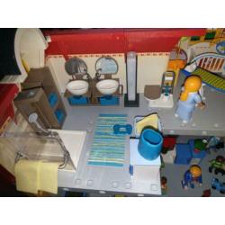 Zeer uitgebreid ingericht woonhuis playmobil veel extra.s