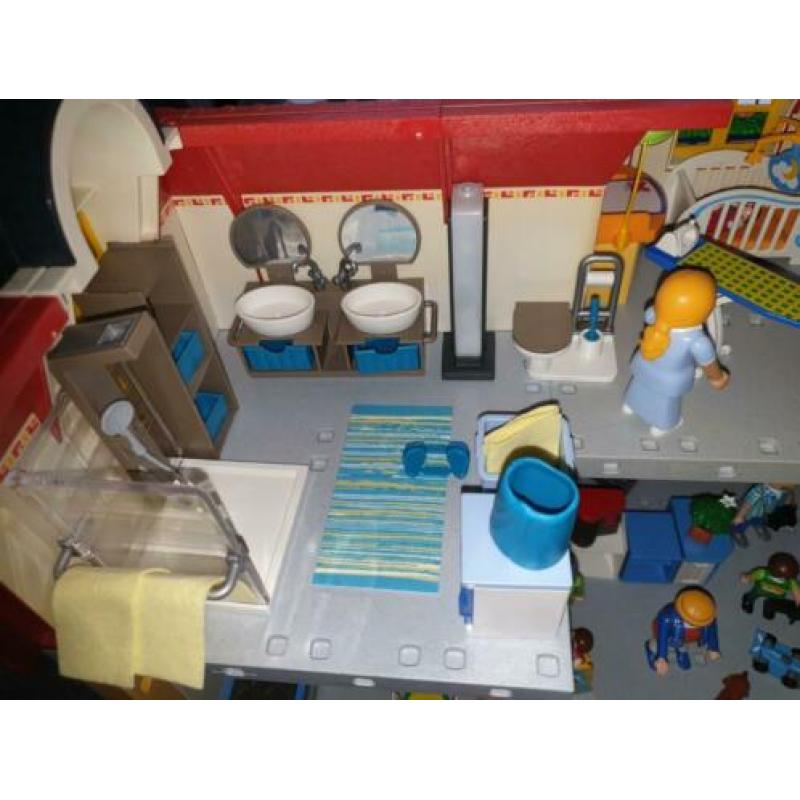 Zeer uitgebreid ingericht woonhuis playmobil veel extra.s