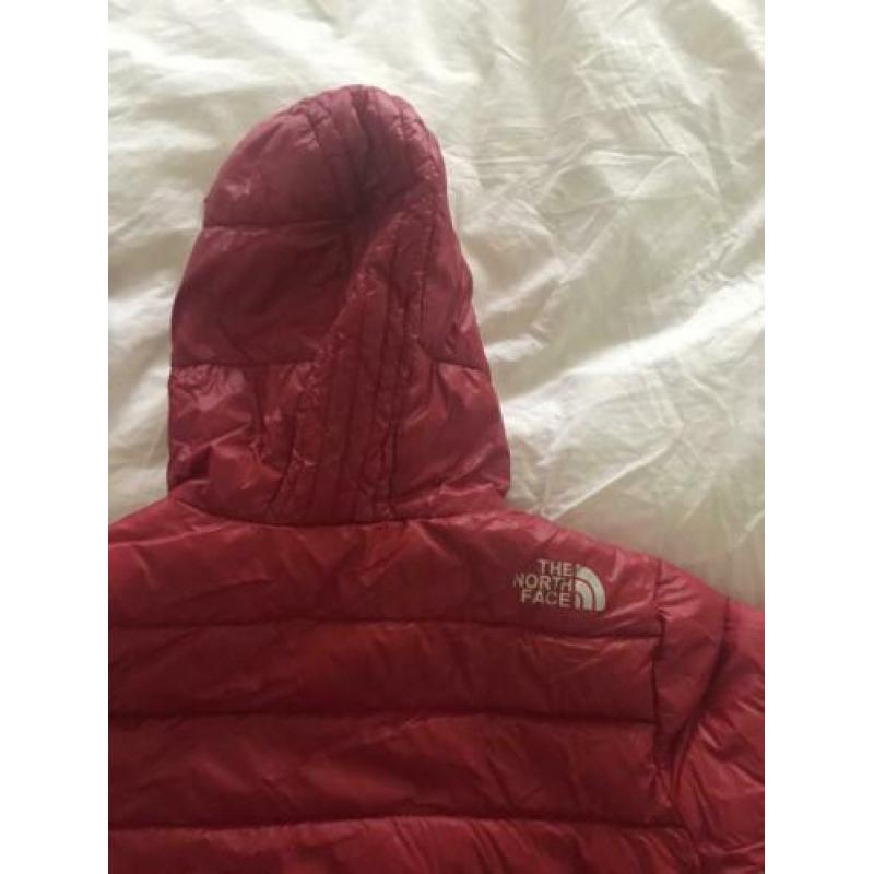 Tussenjas van the North Face maat 140