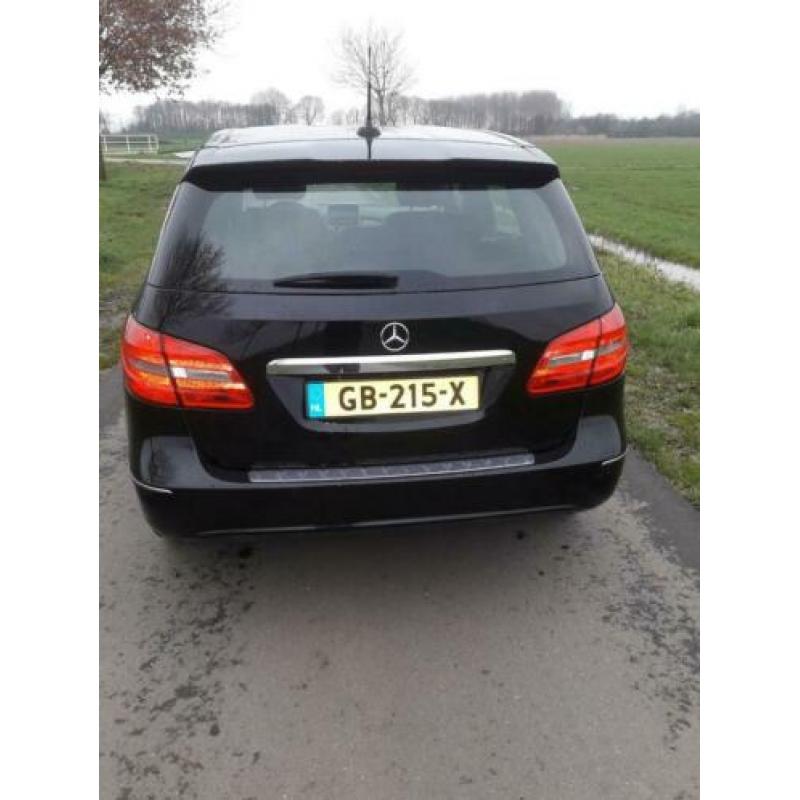Mercedes B-Klasse 1.8 CDI BE B180 5DRS Dct7 2012 Zwart