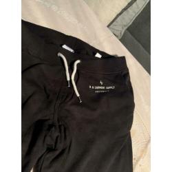 Nik en Nik jogger en shirt maat 176 als nieuw!