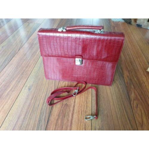 Tony Perotti dames buisiness tas kleur rood.