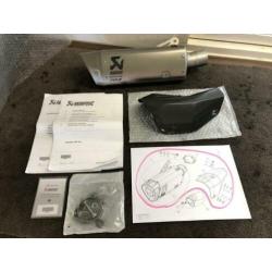 Akrapovic uitlaat Yamaha YZF-R1 R1 15-19 RN32 RN49 display