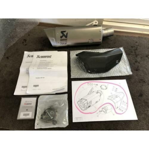 Akrapovic uitlaat Yamaha YZF-R1 R1 15-19 RN32 RN49 display