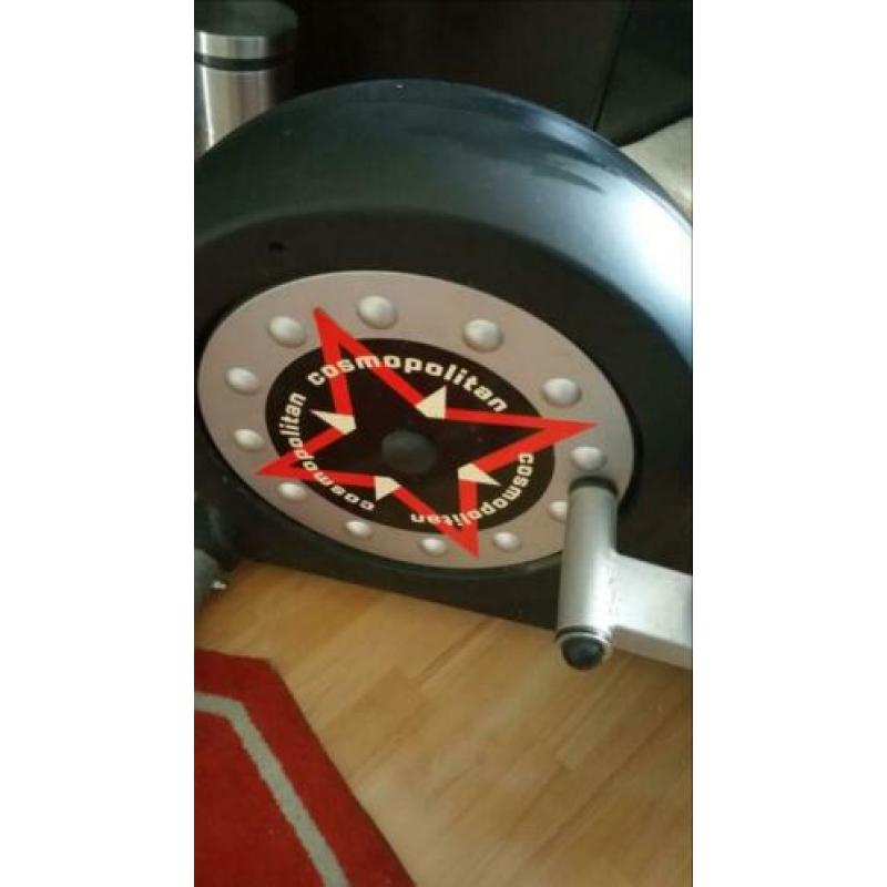 Tekoop aangeboden een crosstrainer van Hammer