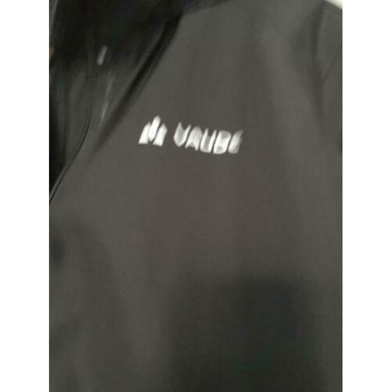 Prachtige windstopper. Zo goed als nieuw. Merk Vaude.