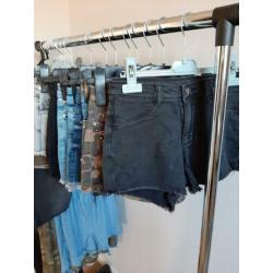 ZOMER dames mt 34 / 36 XS S korte broeken en meer