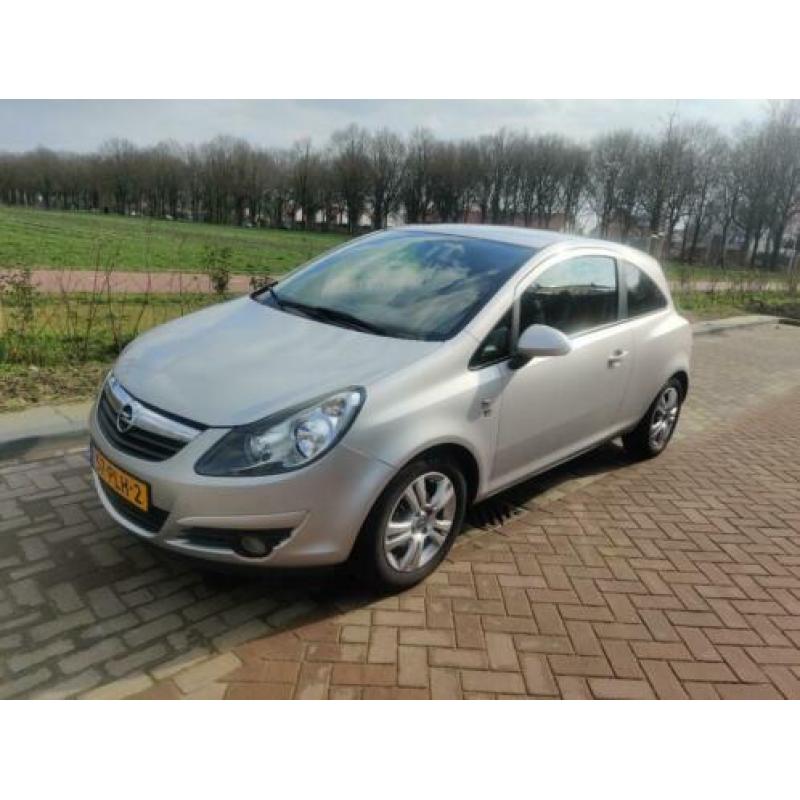 Nette Opel Corsa 1.3 Cdti 70KW 3D 2011 Grijs
