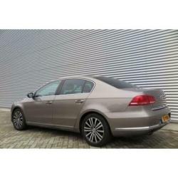 Volkswagen Passat Highline 1.4 TSI Bmt (bj 2011 )